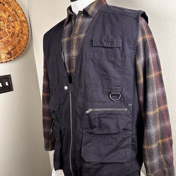 5.11 Tactical Vest Men 2XL XXL Black - Picture 2 of 16